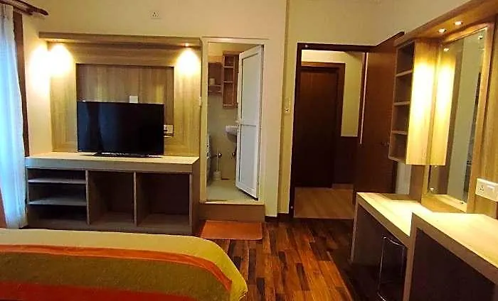 Hotel Raniban - 5*